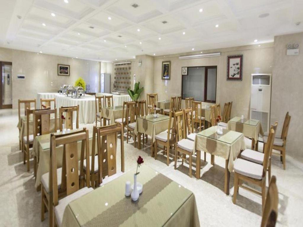 Moonlight Hotel Suites & Spa - Romantic River View & City View, High Floor, Great Location, Near Dragon Bridge Đà Nẵng Extérieur photo