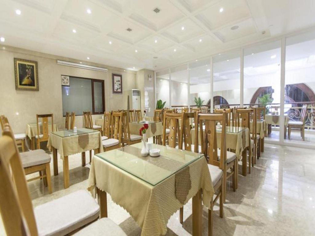 Moonlight Hotel Suites & Spa - Romantic River View & City View, High Floor, Great Location, Near Dragon Bridge Đà Nẵng Extérieur photo
