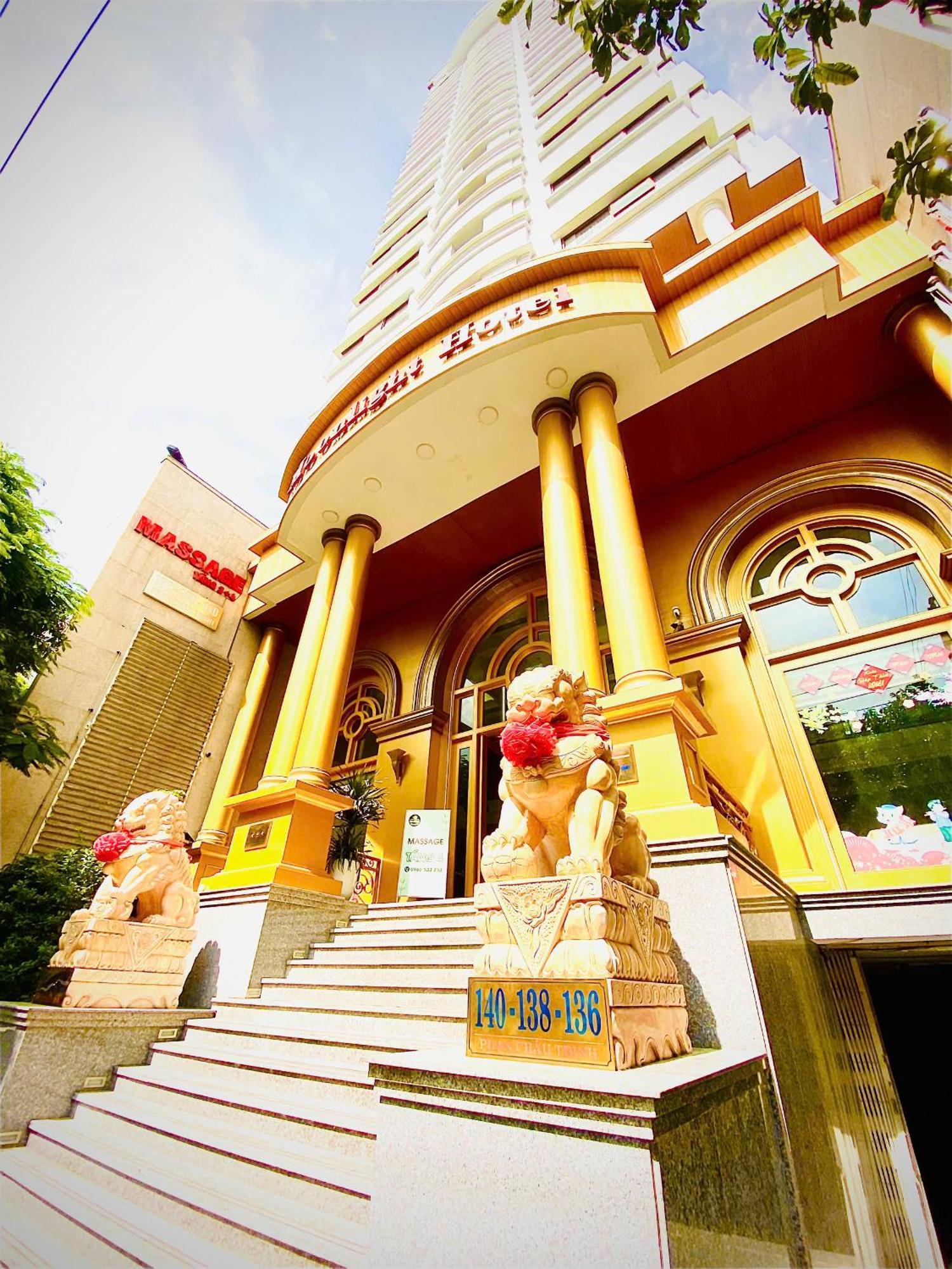 Moonlight Hotel Suites & Spa - Romantic River View & City View, High Floor, Great Location, Near Dragon Bridge Đà Nẵng Extérieur photo