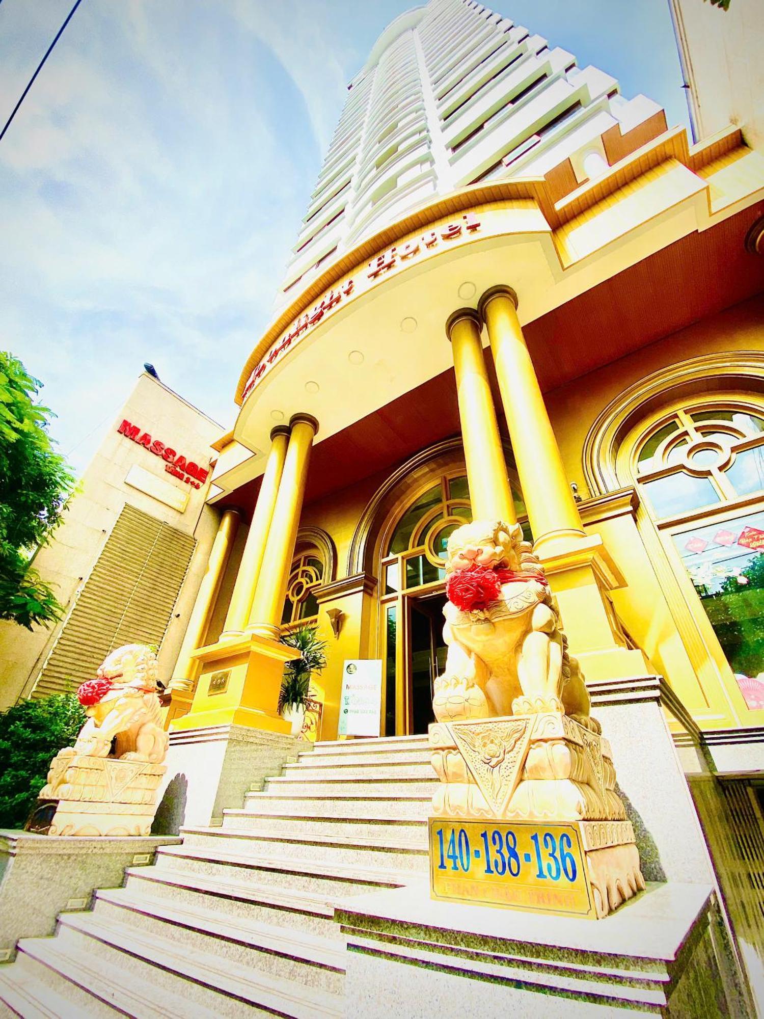 Moonlight Hotel Suites & Spa - Romantic River View & City View, High Floor, Great Location, Near Dragon Bridge Đà Nẵng Extérieur photo